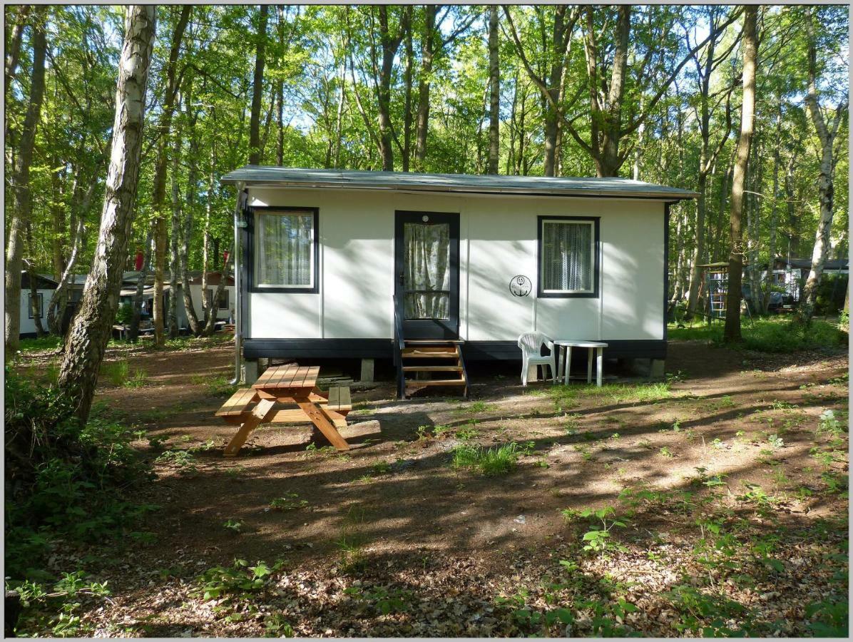 DDR Bungalow direkt am Strand auf Rügen Dranske Exterior foto